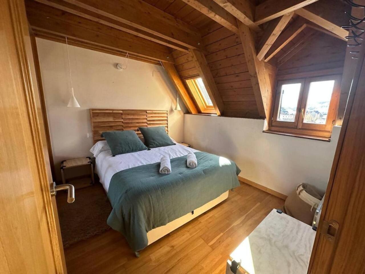 Caleydos Duplex Diseno Garaje Wifi Apartment Sallent de Gállego Екстериор снимка