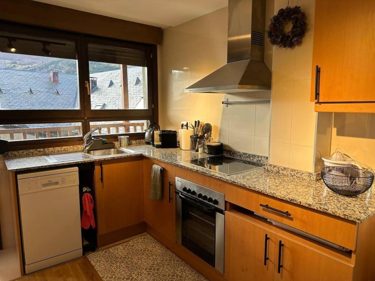 Caleydos Duplex Diseno Garaje Wifi Apartment Sallent de Gállego Екстериор снимка